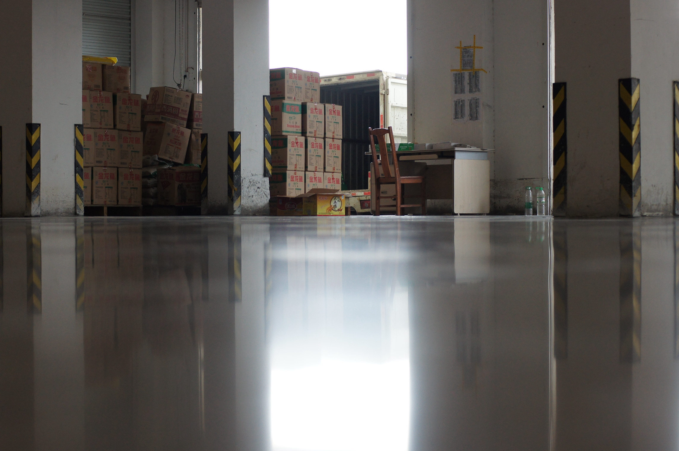 怎樣挑選優(yōu)質(zhì)的混凝土密封固化劑？