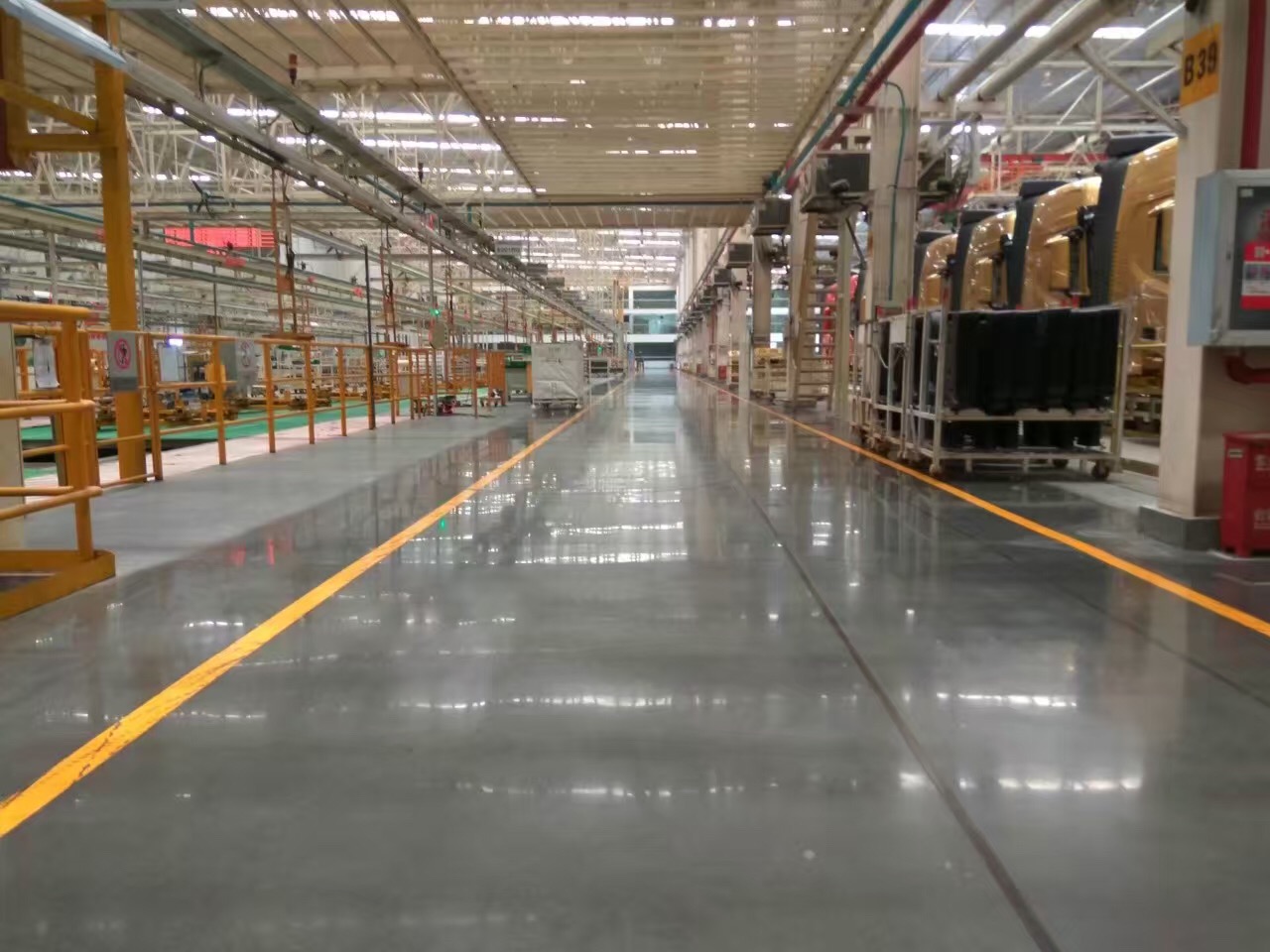 新混凝土地面有必要做密封固化劑嗎？